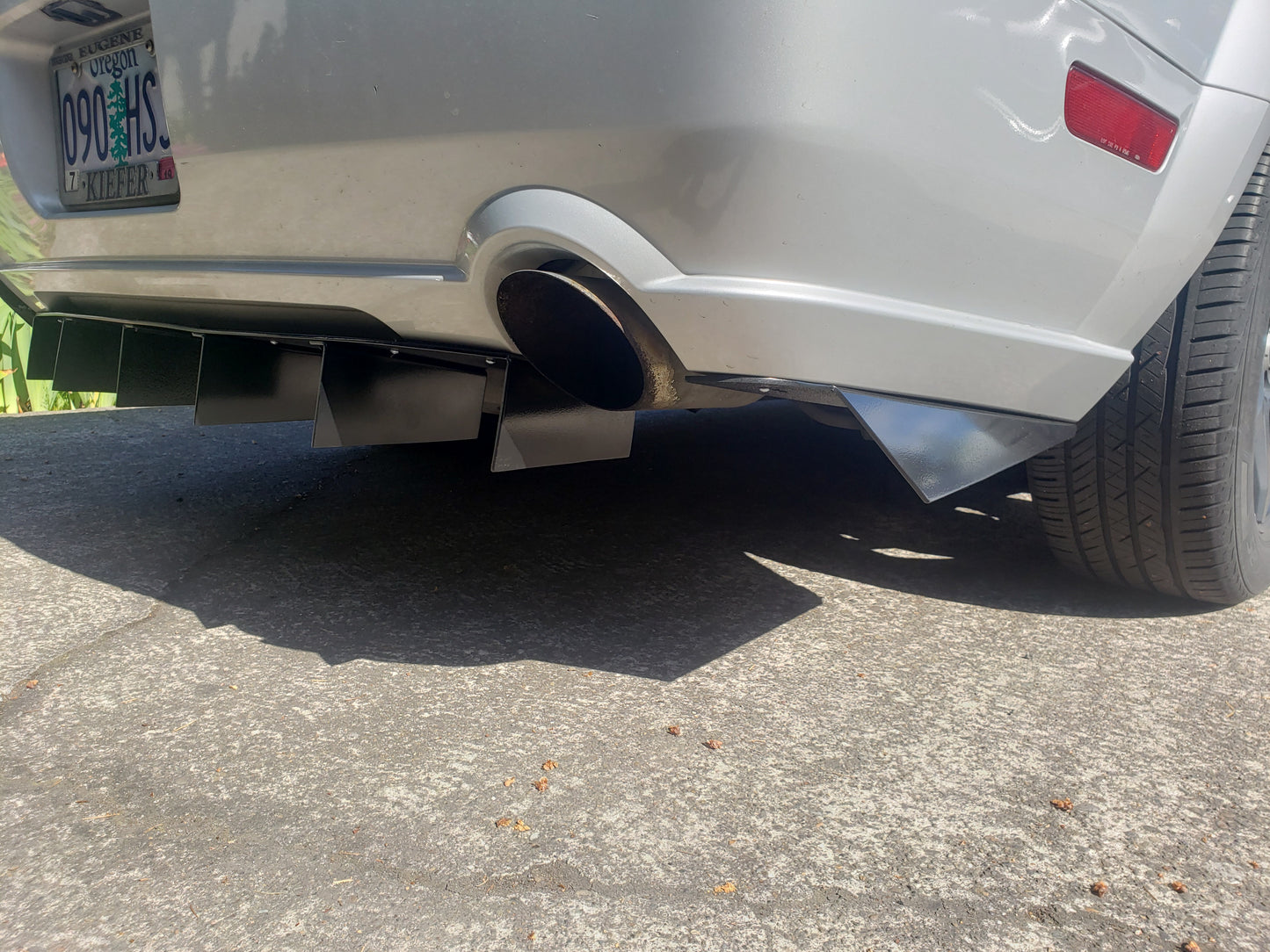 2004-2009 Ford Mustang Rear Diffuser V1